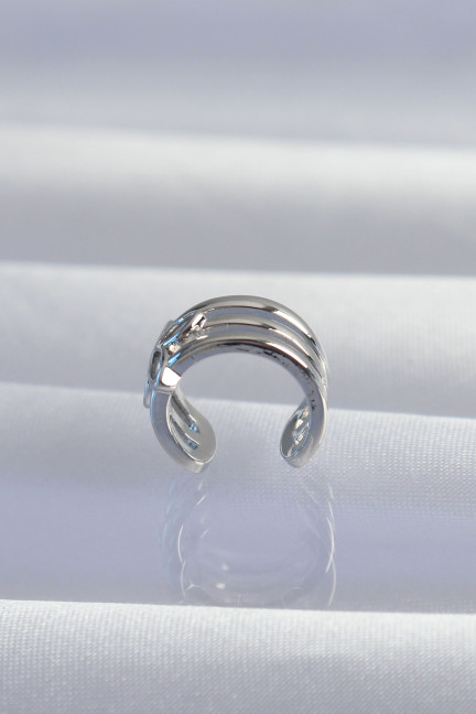 Pirinç Gümüş Renk Yonca Earcuff Küpe Pirinç Gümüş Renk Yonca Earcuff Küpe