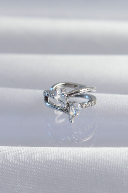 Pirinç Gümüş Renk Zirkon Taşlı Damla Earcuff Küpe Pirinç Gümüş Renk Zirkon Taşlı Damla Earcuff Küpe