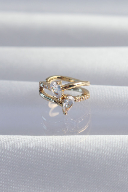 Pirinç Gold Renk Zirkon Taşlı Damla Earcuff Küpe Pirinç Gold Renk Zirkon Taşlı Damla Earcuff Küpe