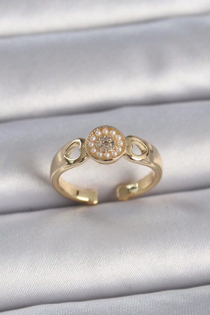 Pirinç Gold Renk Zirkon Taşlı İncili Kalp İşleme Detay Ayarlanabilir Kadın Yüzük Pirinç Gold Renk Zirkon Taşlı İncili Kalp İşleme Detay Ayarlanabilir Kadın Yüzük