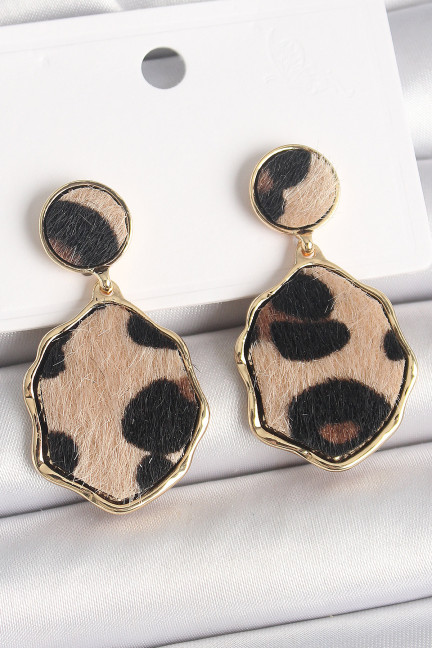 Pirinç Gold Renk Sallantı Leopar Desen Plaka Model Kadın Küpe Pirinç Gold Renk Sallantı Leopar Desen Plaka Model Kadın Küpe