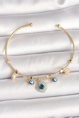 Pirinç Gold Renk Zirkon Taşlı Nazar Boncuk Detay Charm Kadın Bileklik