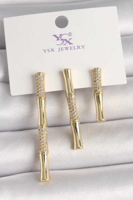 Pirinç Gold Renk Zirkon Taşlı Bambu Model 3'Lü Kadın Kombin Küpe Pirinç Gold Renk Zirkon Taşlı Bambu Model 3'Lü Kadın Kombin Küpe