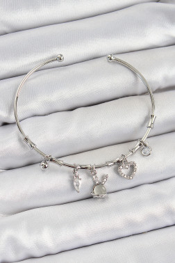 Pirinç Zirkon Taşlı Tavşan Ve Kalp Model Gümüş Renk Charm Bileklik