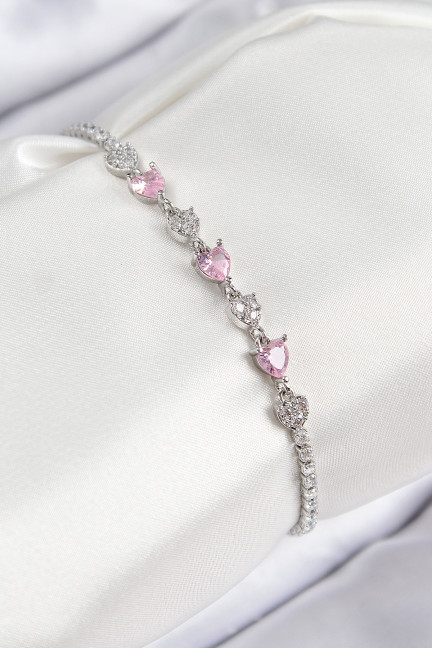 Pirinç Zirkon Taşlı Pembe Kalp Model Gümüş Renk Kadın Bileklik Pirinç Zirkon Taşlı Pembe Kalp Model Gümüş Renk Kadın Bileklik