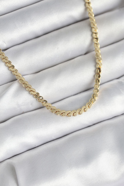 60 cm Gold Renk Pirinç Yassı Zincir Model Kadın Kolye 60 cm Gold Renk Pirinç Yassı Zincir Model Kadın Kolye