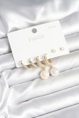 Pirinç Gold Renk İncili 925 Ayar Gümüş Çivi Kadın Küpe Seti