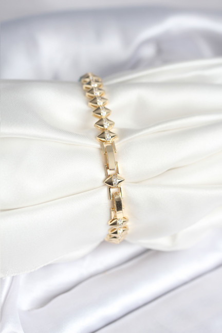 Pirinç Gold Renk Zirkon Taşlı Baklava Model Kadın Bileklik