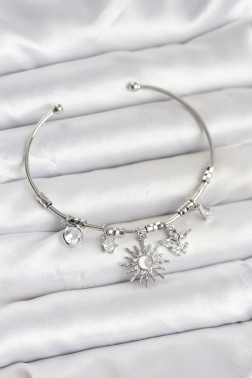 Güneş Charmlı Gümüş Renk Pirinç Kadın Bileklik