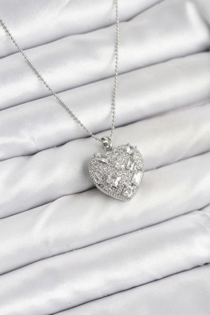 316L Çelik Zincir Gümüş Zirkon Taşlı Kalpli Kadın Kolye