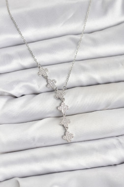 316L Çelik Zincir Gümüş Renk Yonca Model Kadın Kolye